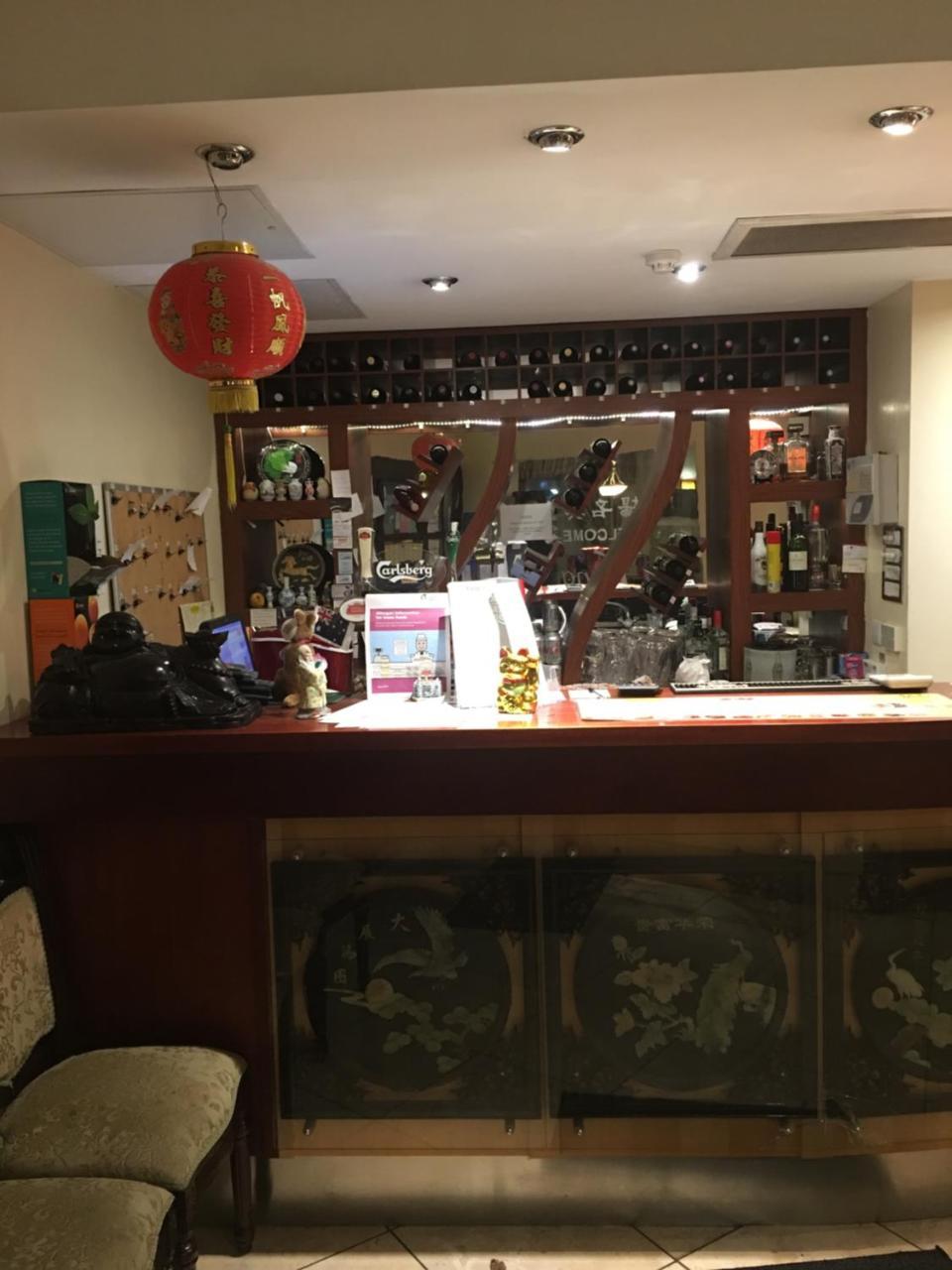 Yang'S Restaurant Cardiff Bagian luar foto